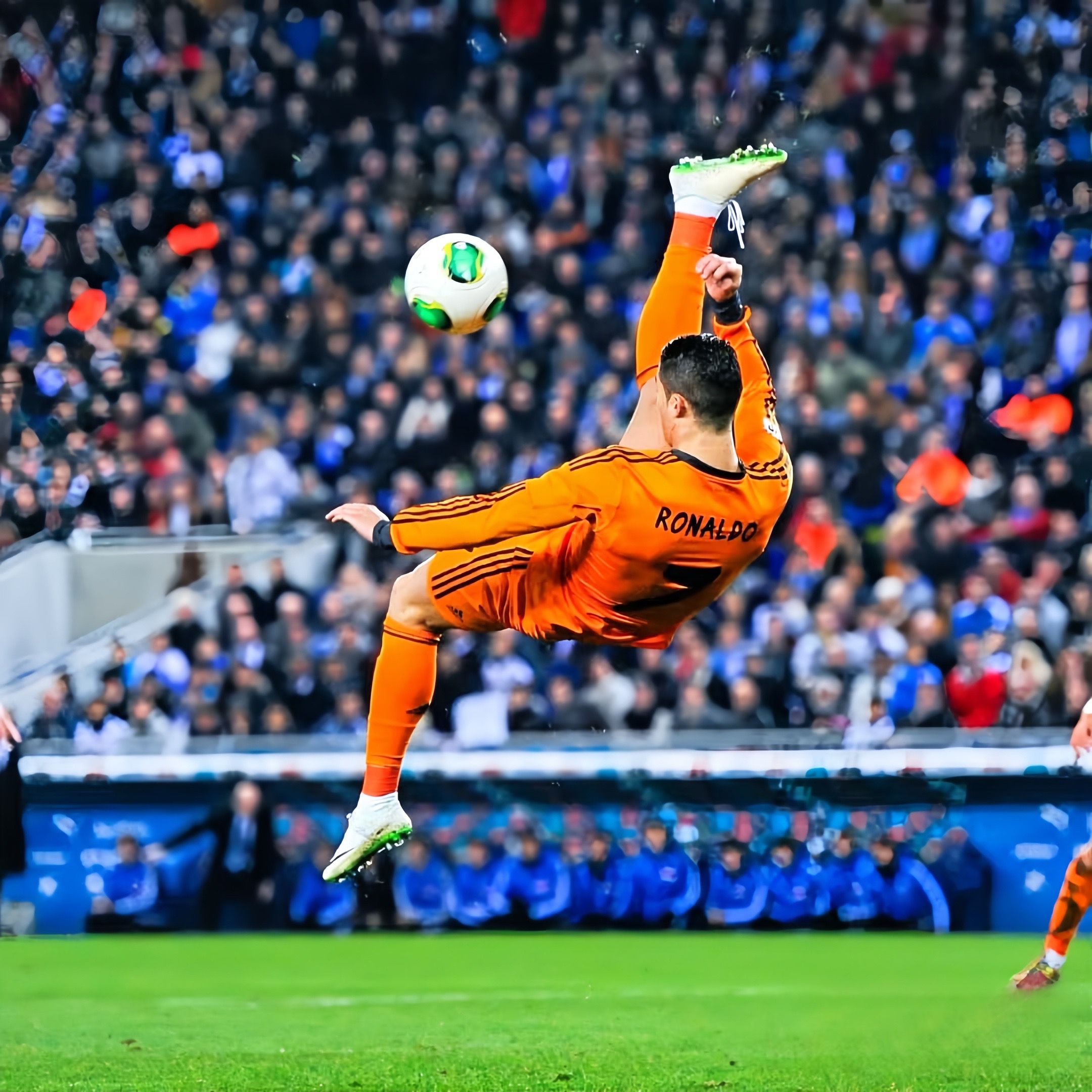 足球场上的胜负悬念，球员斗志昂扬的简单介绍