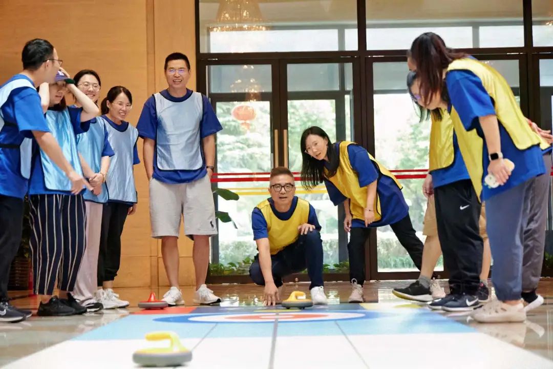 包含群策群力！全队配合默契展现出色的词条