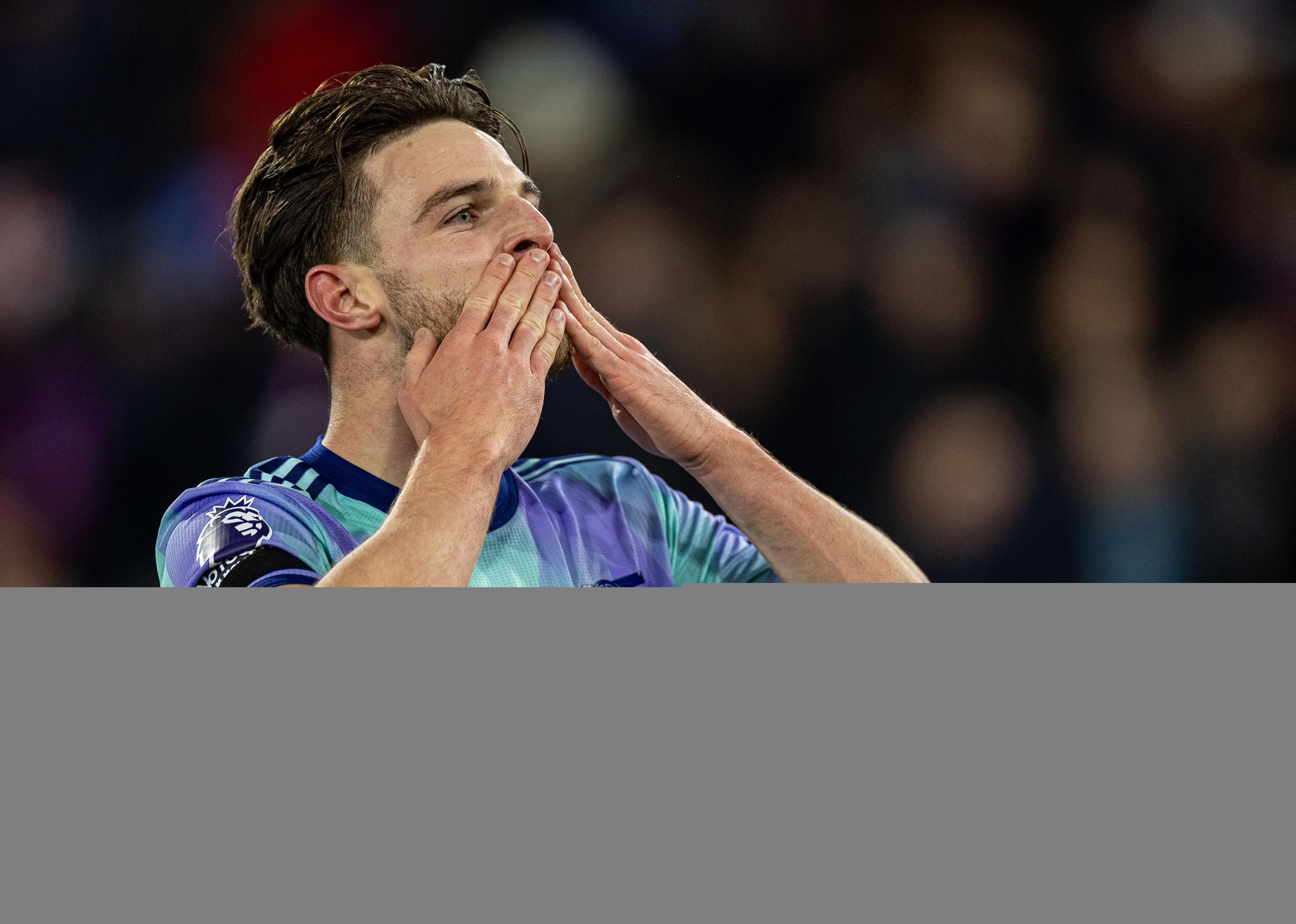 开云APP-阿森纳逆转胜利，球队信心大增