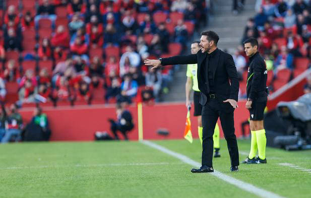 包含马德里竞技被切尔西逆袭，淘汰赛晋级之路艰难的词条