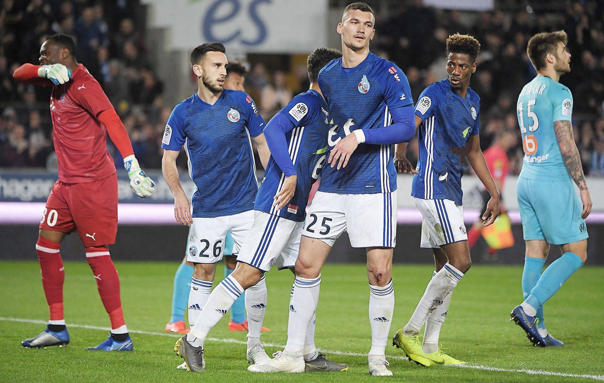 开云下载-包含圣埃蒂安客场神奇逆转，仍未败的词条