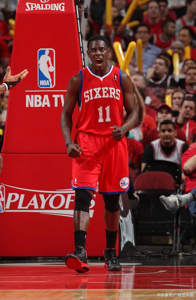 猛龙队选手在比赛中表现出色