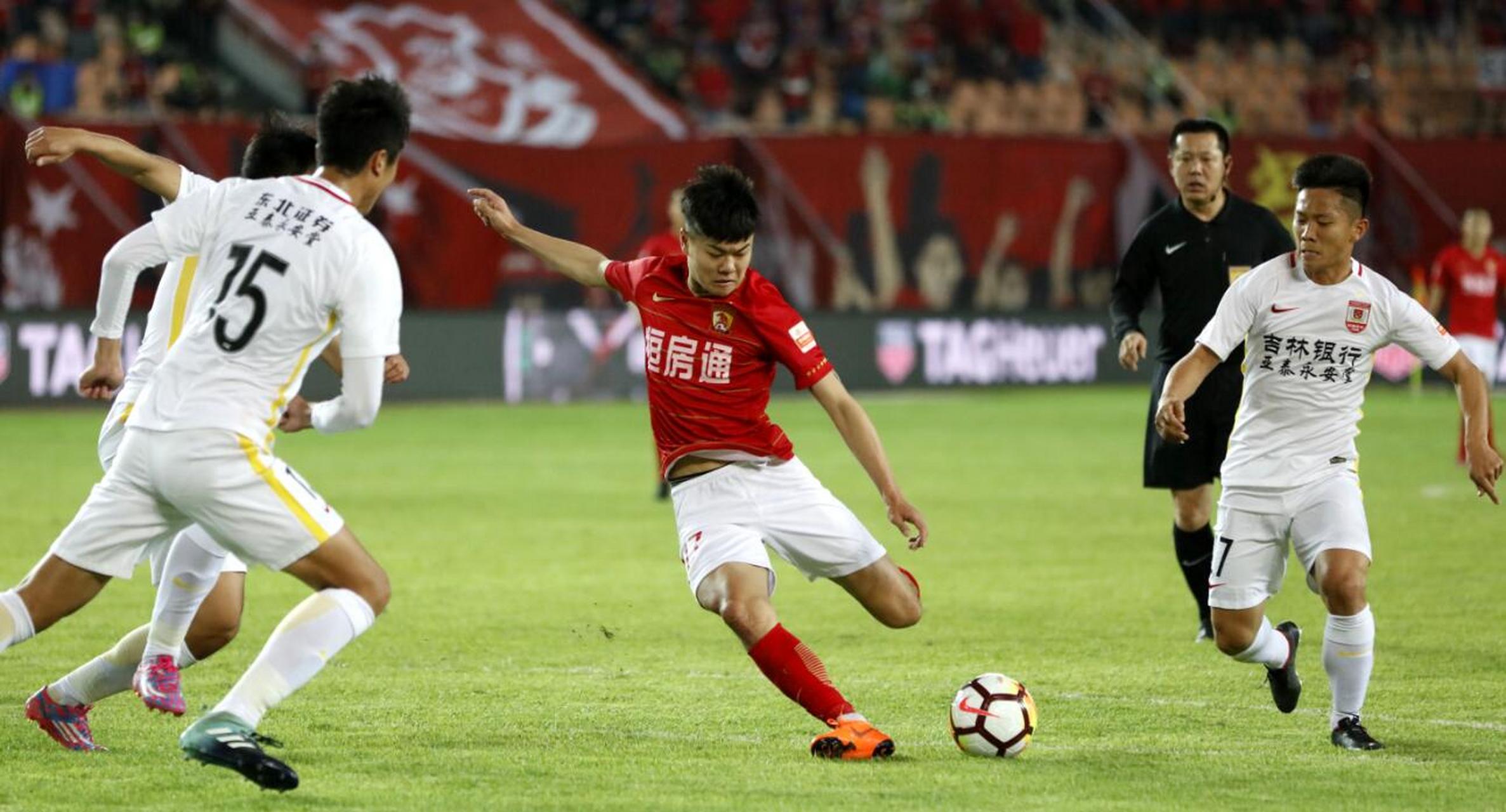 长春亚泰客场挑战广州恒大，向对手施压的简单介绍