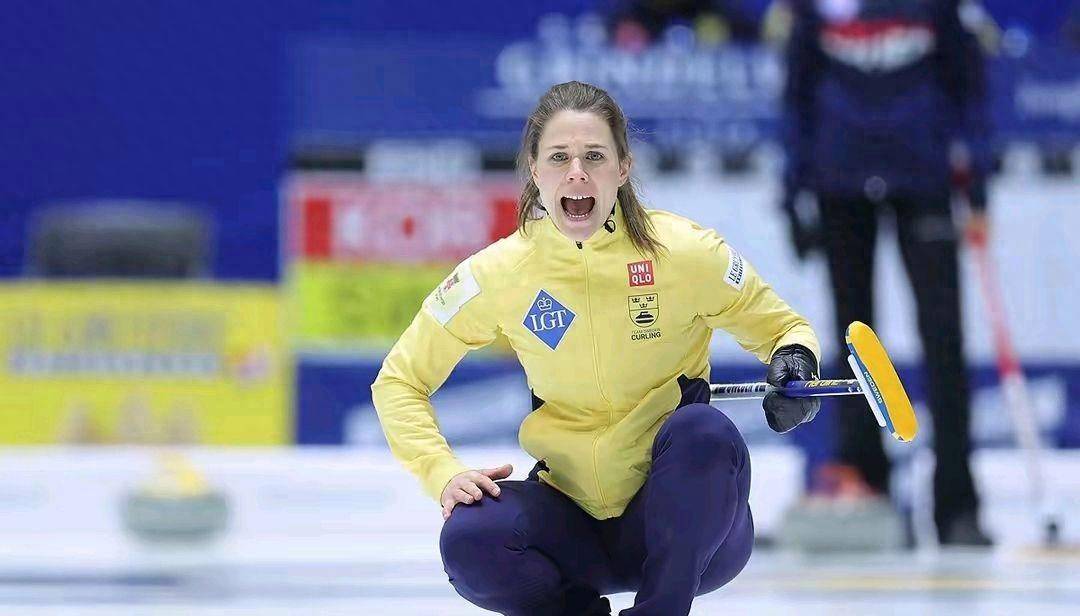 比利时击剑队横扫对手，闯入四强