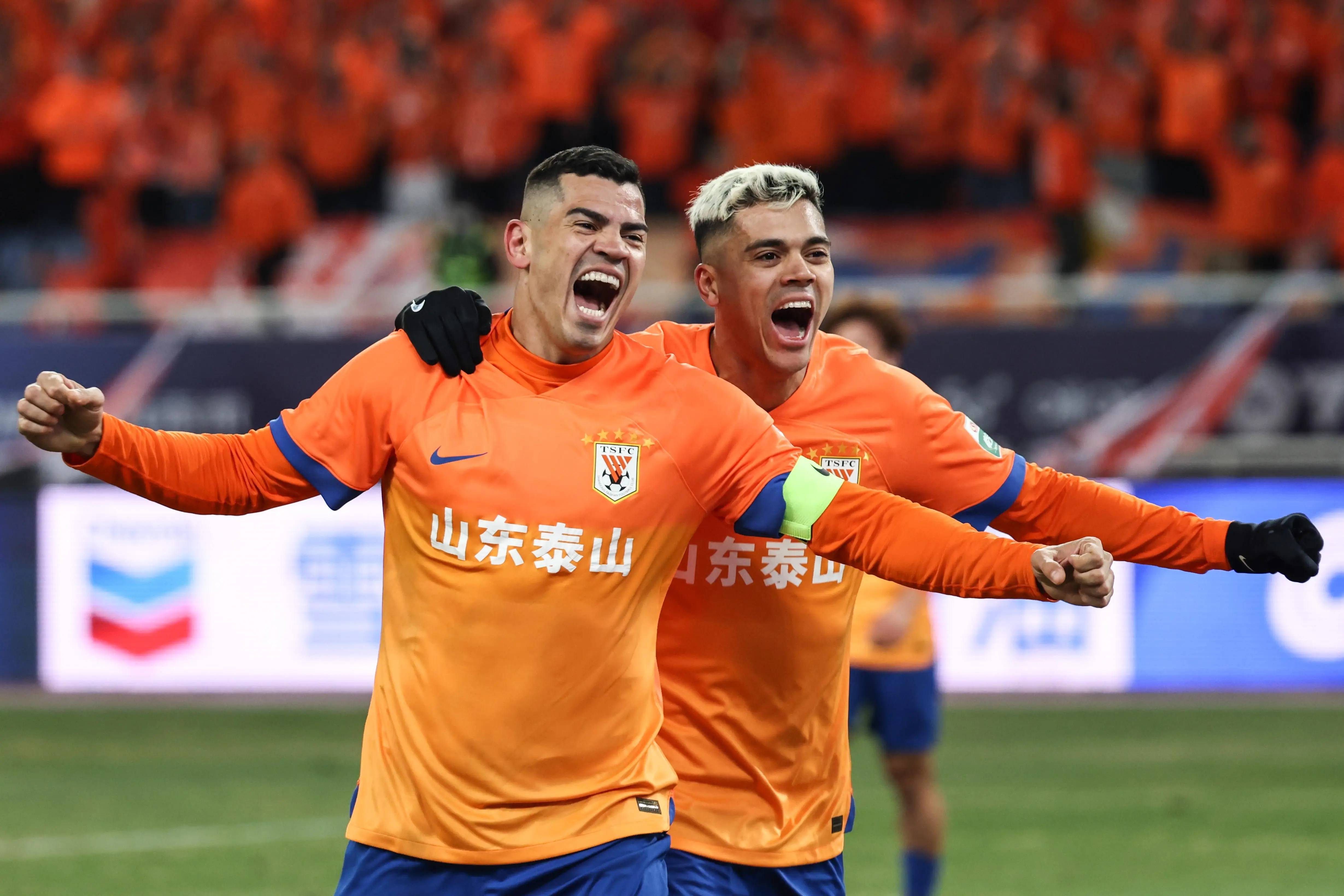 河南建业山东鲁能同场竞技，谁能占得先机的简单介绍