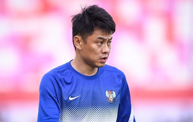 青岛中能逆袭取胜，连续胜利稳居积分榜前列