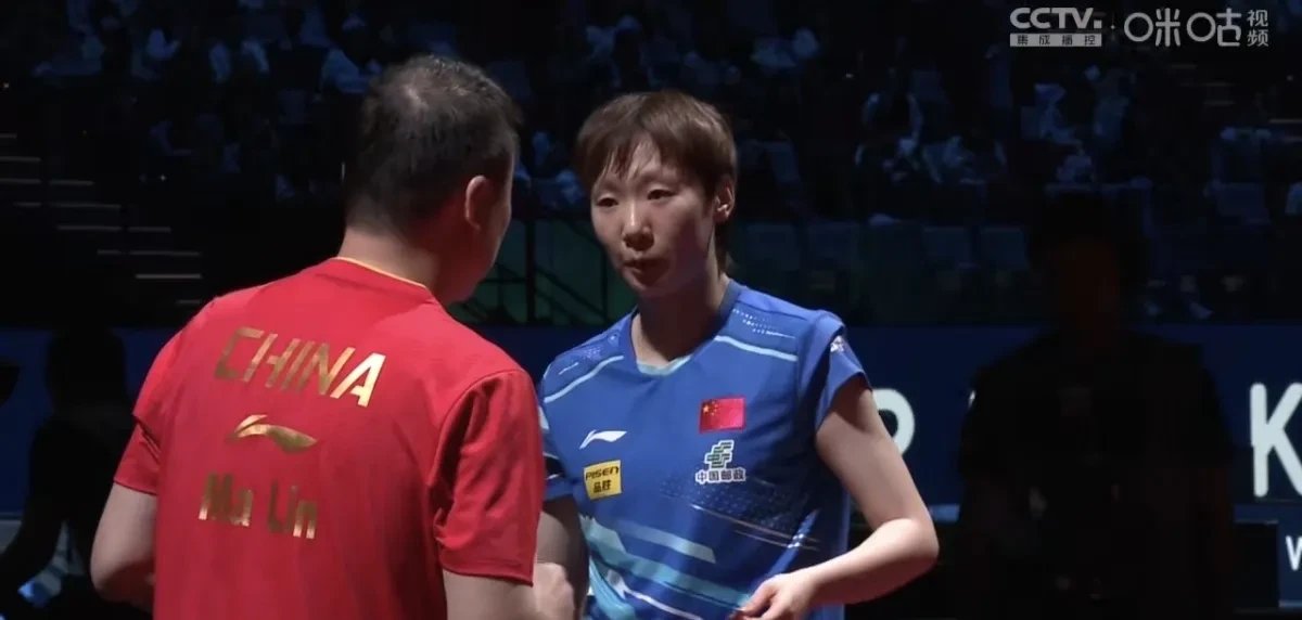 开云体育官网-上港迎战权健，双方对决火药味十足