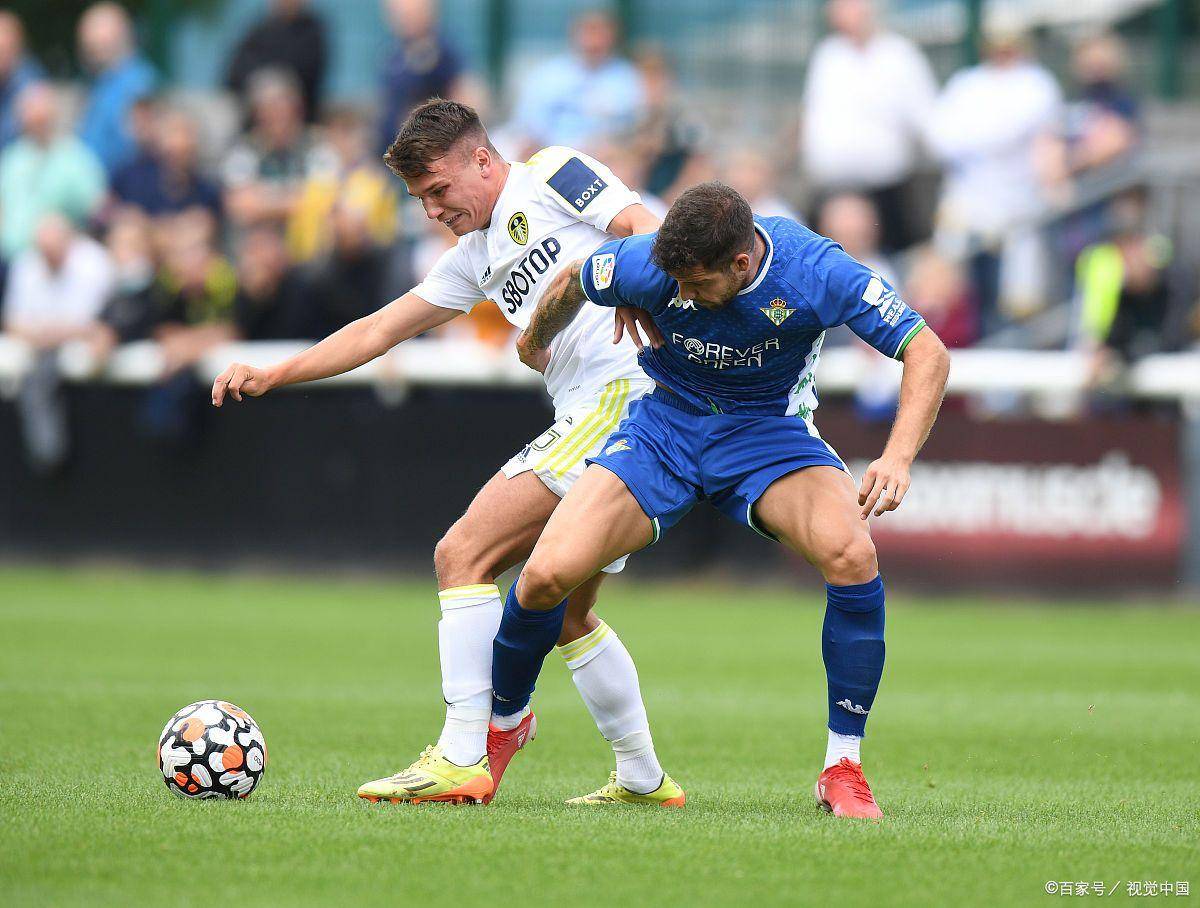 佛罗伦萨击败桑普多利亚，取得主场胜利