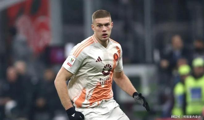 利兹联前锋入选国家队，备战即将到来的比赛