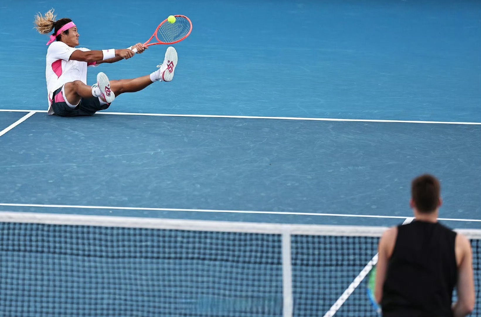 瞬间技惊四座，令人目不暇接的惊险比赛的简单介绍