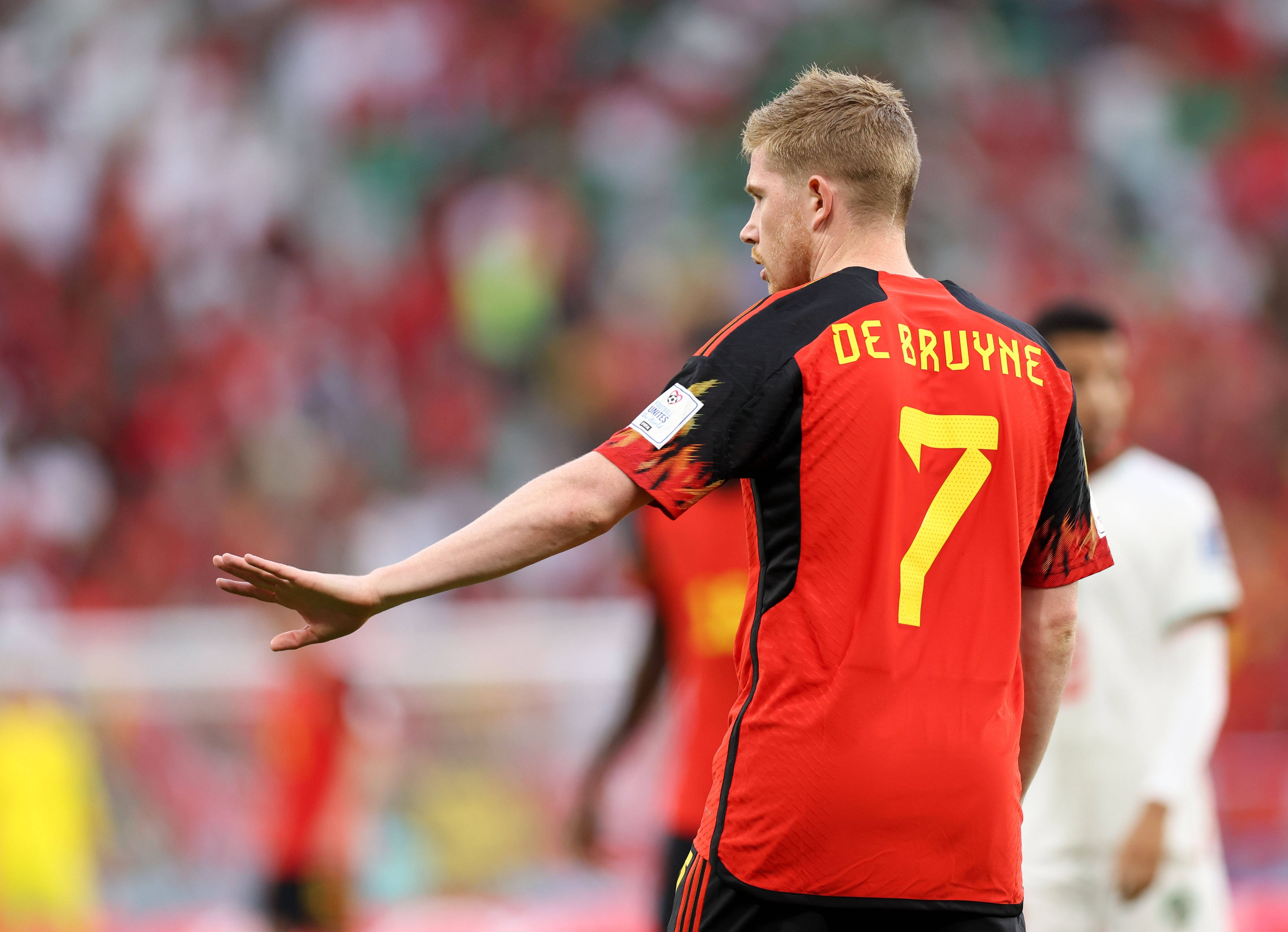 开云体育-比利时球队集体庆功，目标晋级下一轮