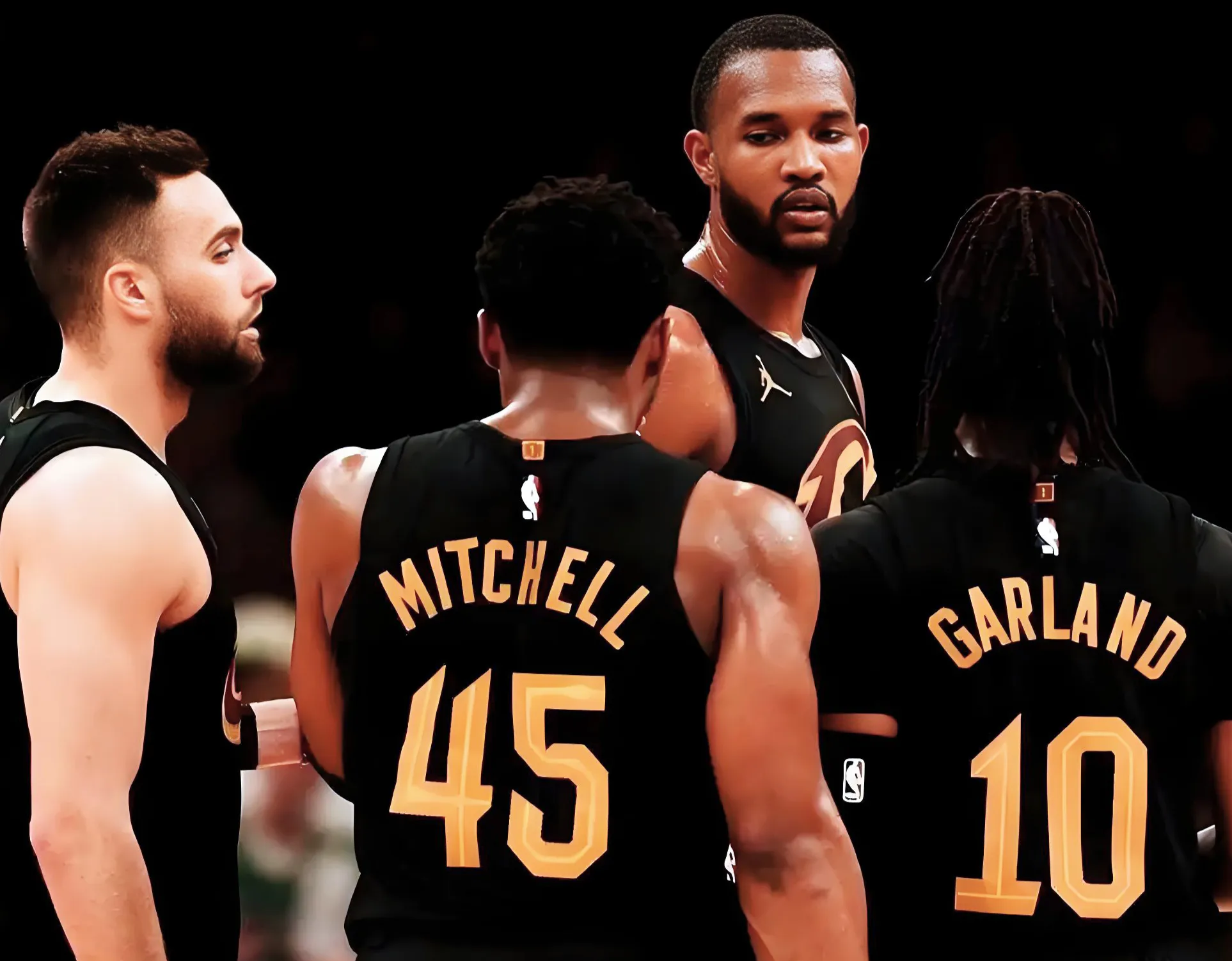 开云体育在线-骑士大将回归，打出高光表现带领球队赢球