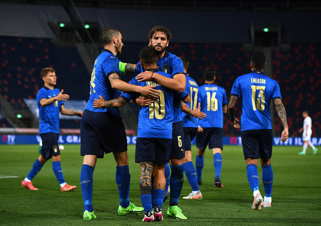 开云体育入口-包含比利时豪门签下西班牙中场，补强中场实力的词条