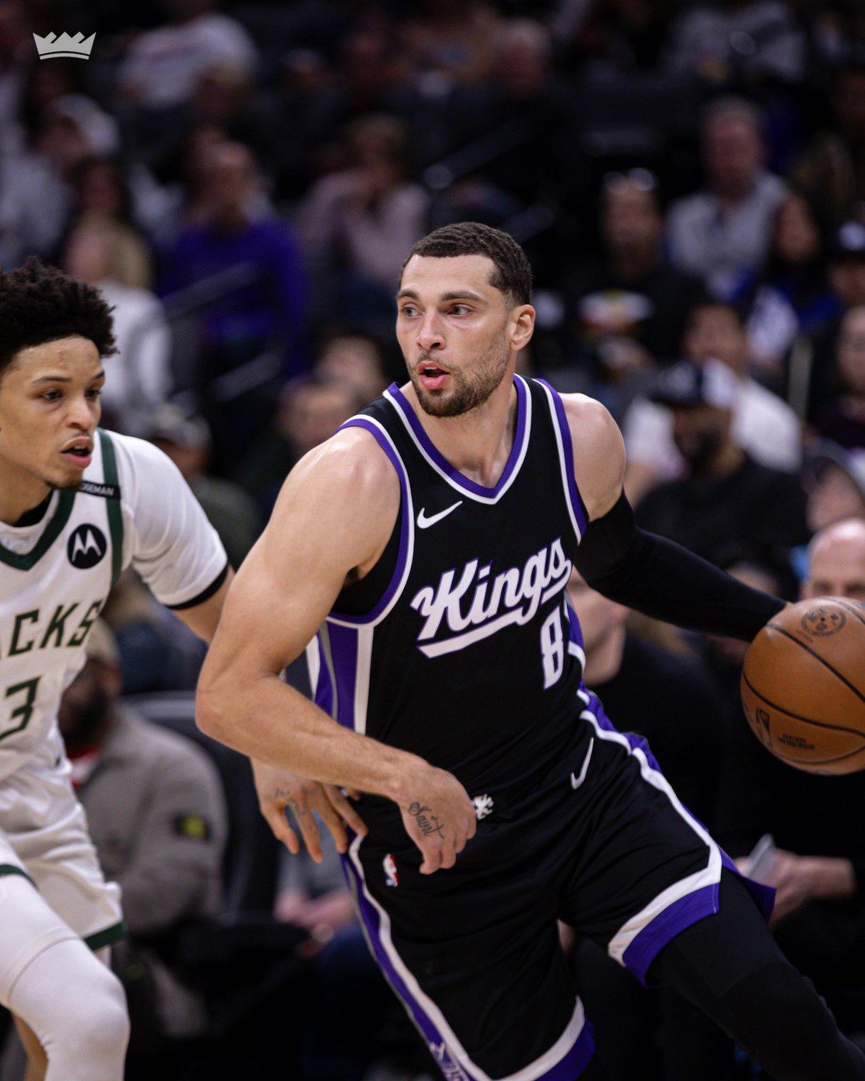 开云体育登录-包含雄鹿客场对阵国王：亚当斯迎战霍尔迪的词条