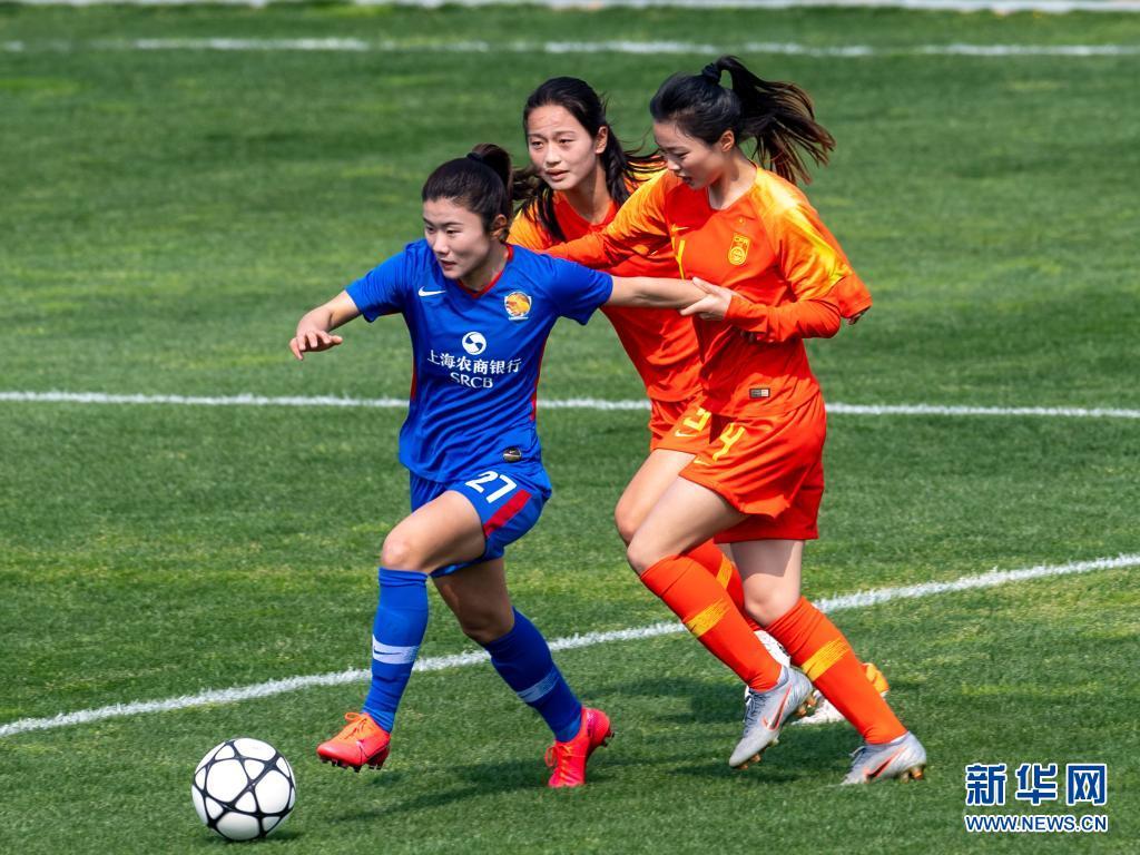 开云体育官网-瑞典队实现逆袭，成功晋级女足锦标赛半决赛