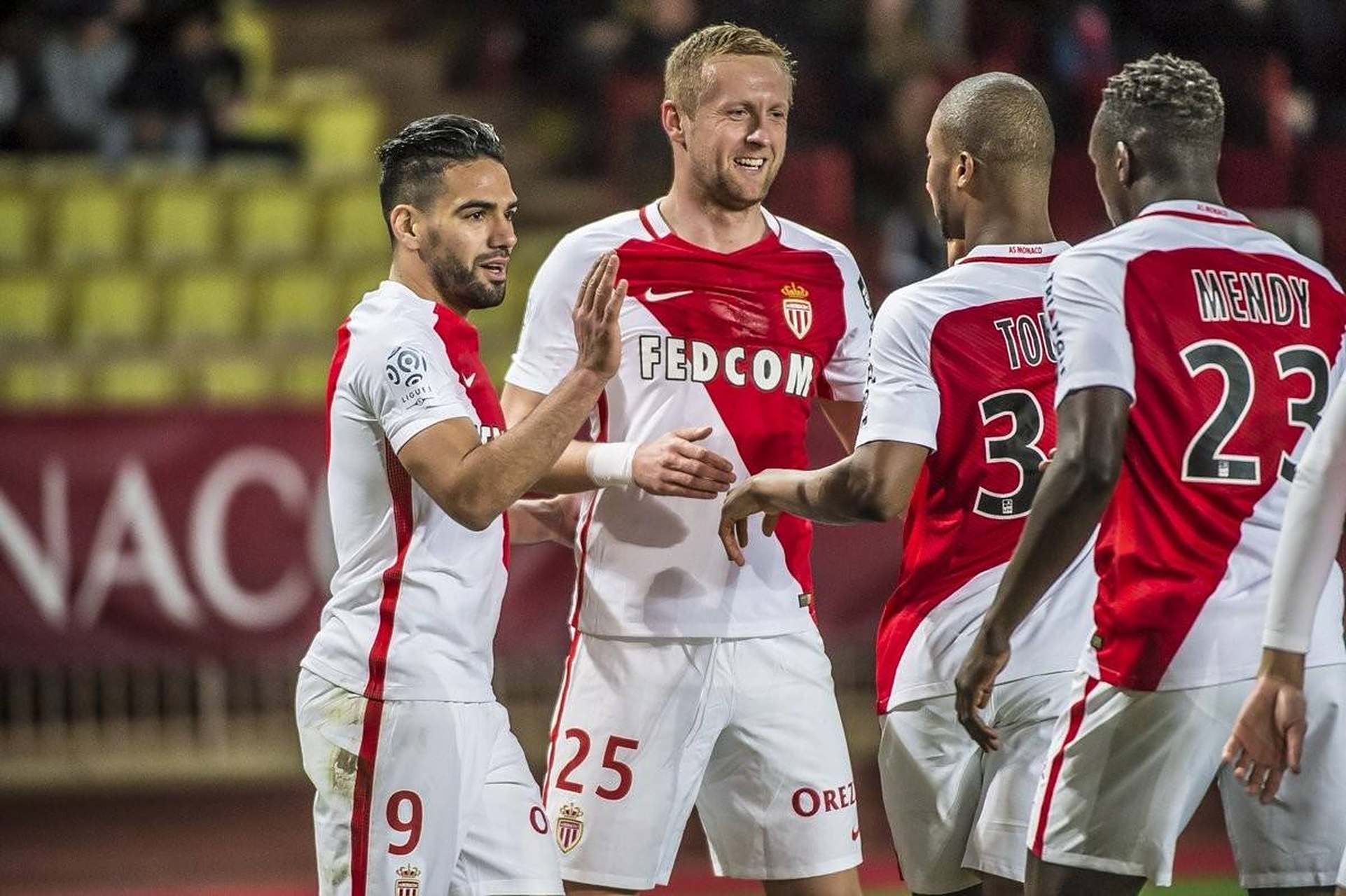 摩纳哥客场被南特逼平，积分榜排名下滑