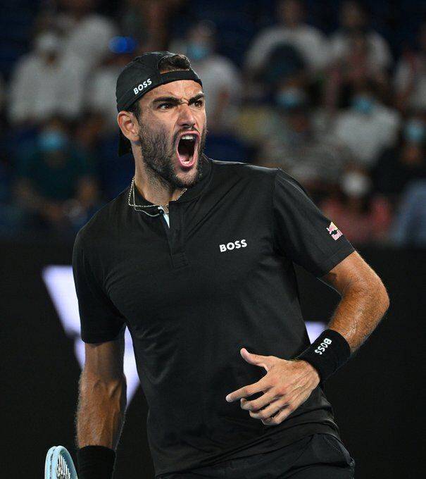 FPX鏖战PSG，Canyon关键团战开团秒人顶尖较量四强赛，留下经典瞬间的简单介绍