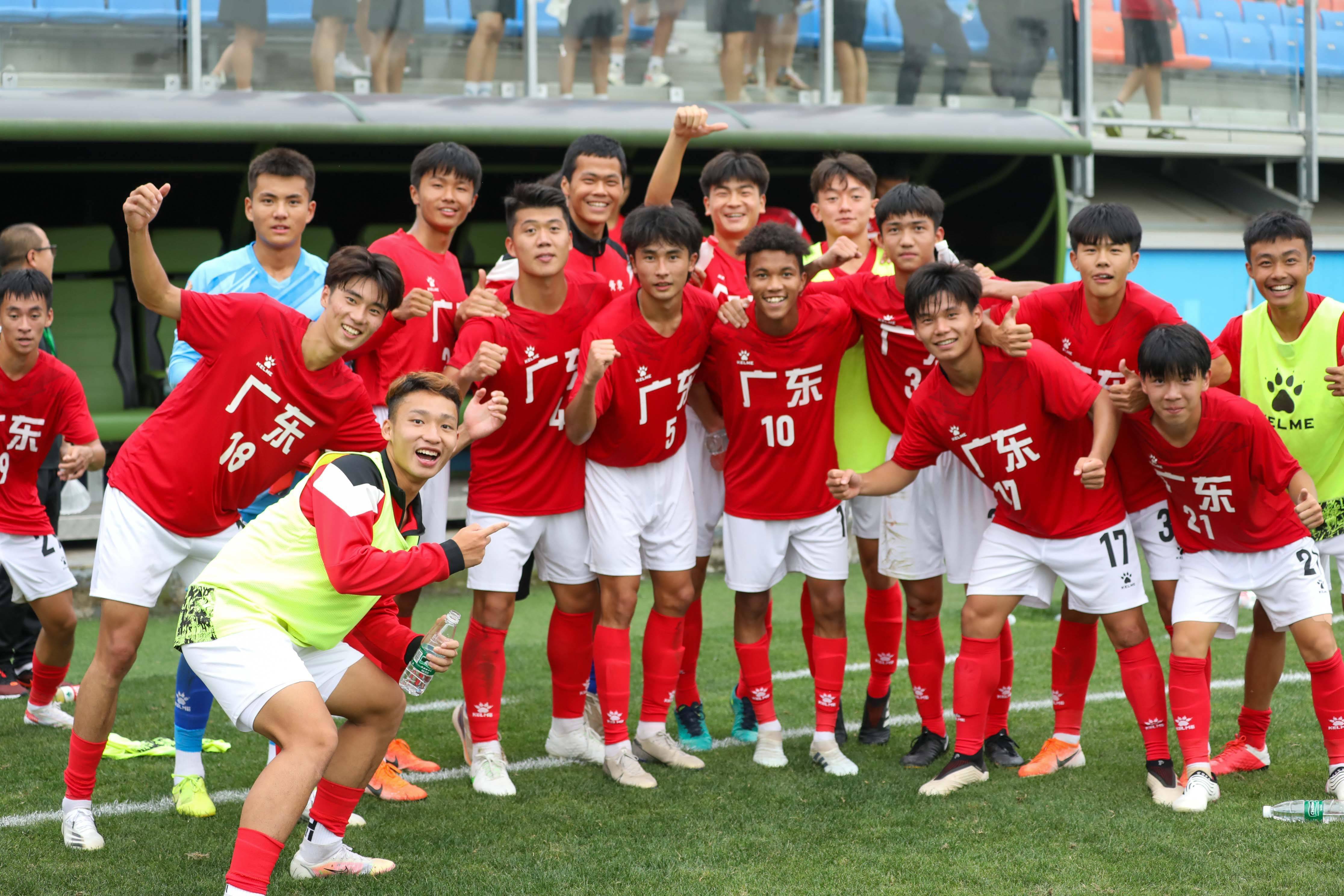 开云体育在线-瑞士队争取捷报！格恩兹堡坚守胜局