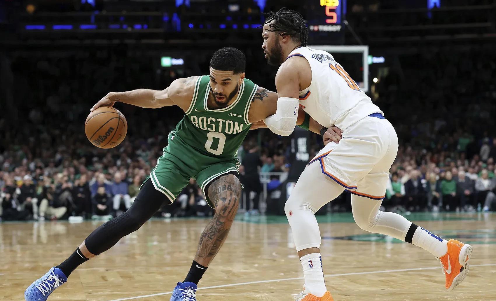 开云体育官网-凯尔特人击败步行者，取得胜利