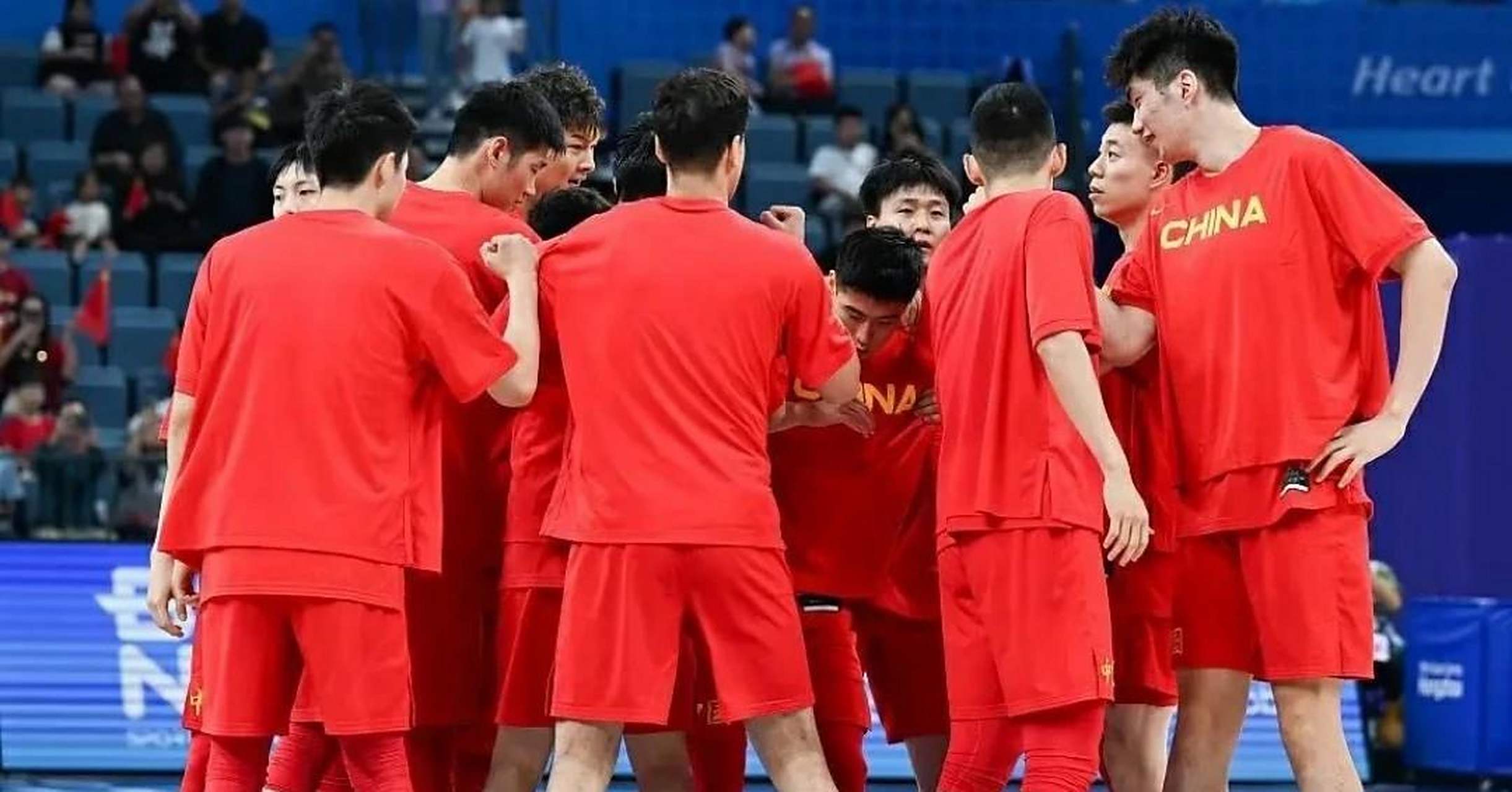 云南男篮失利，排名逐渐下滑