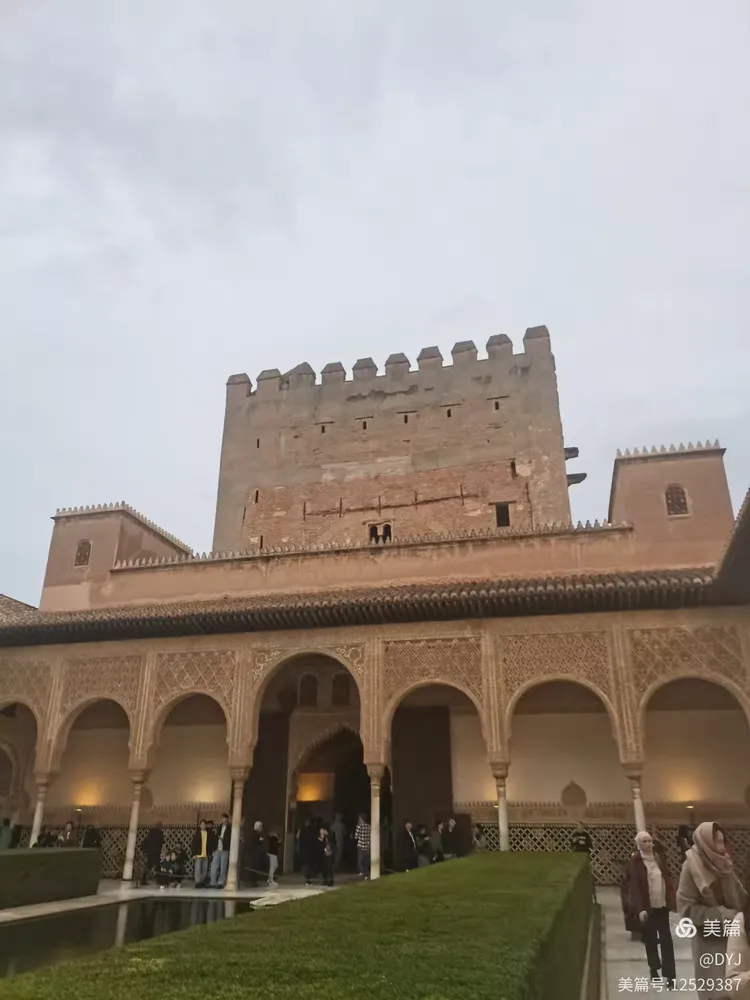 瓦伦西亚主场不敌格兰纳达