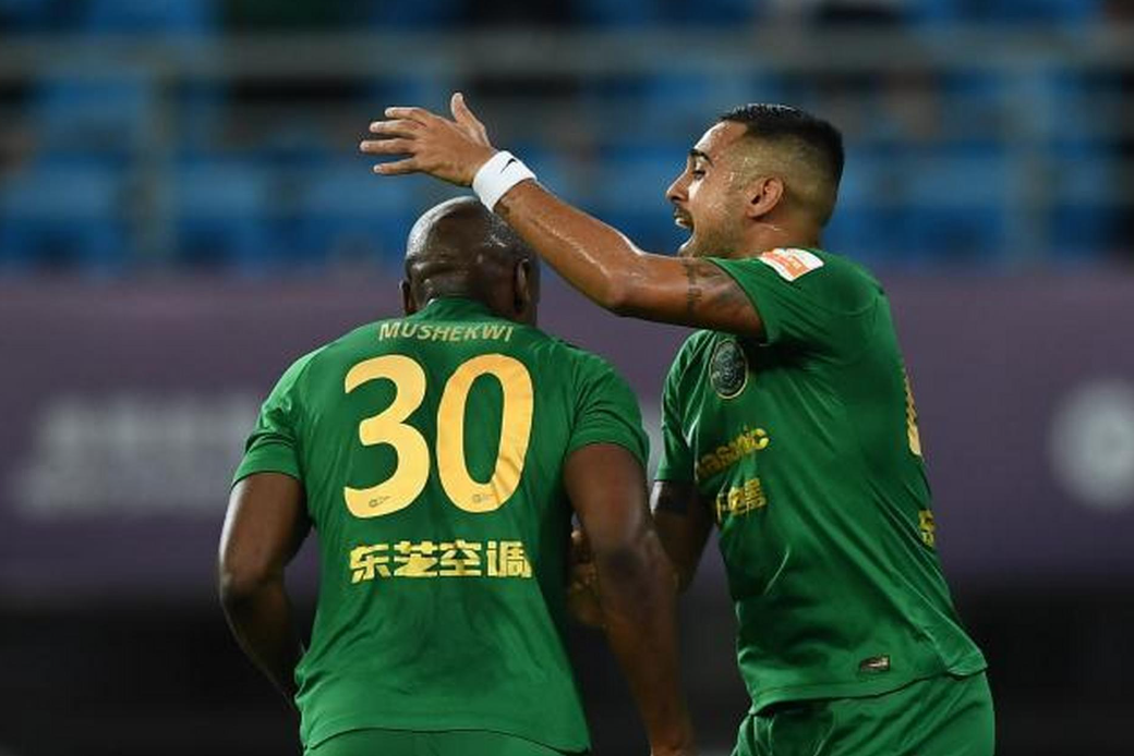 开云体育官网-里昂球员天时地利人和，主场巨力擒敌