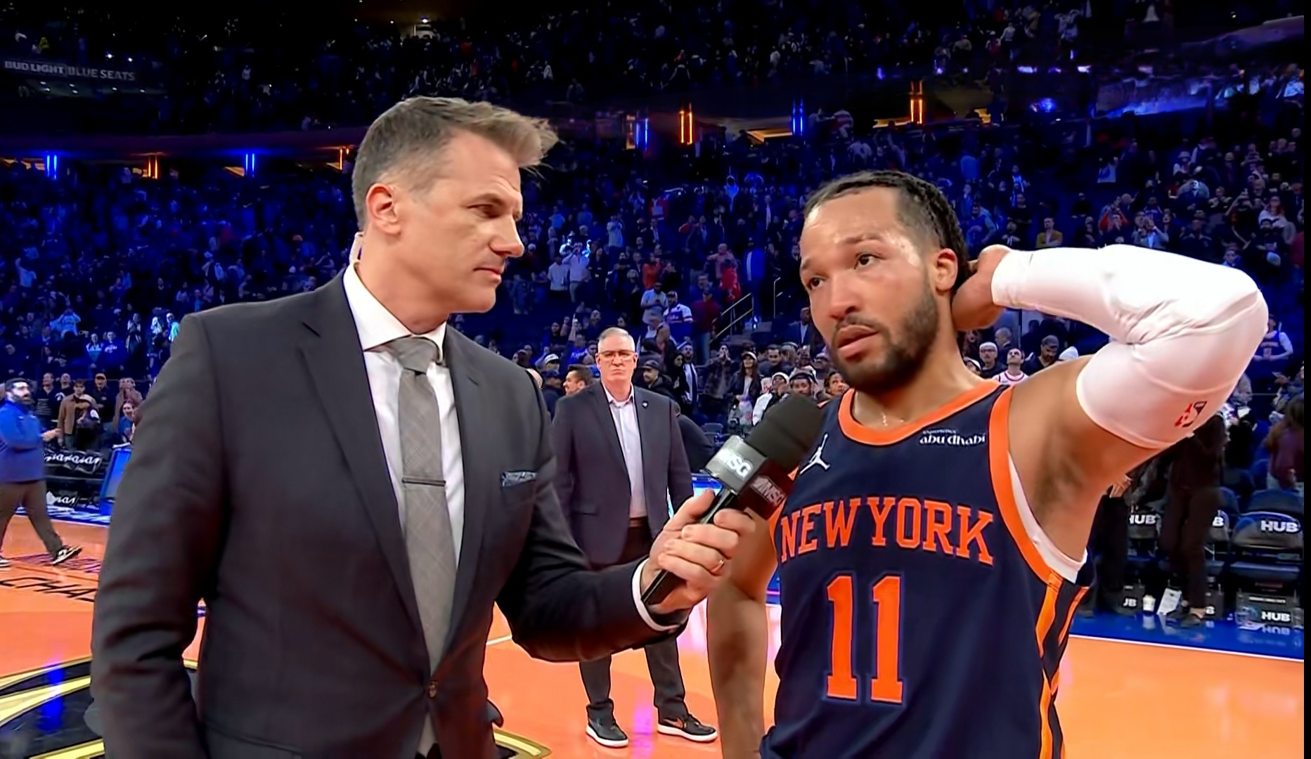 包含尼克斯完胜江苏队，克莱关键制胜的词条