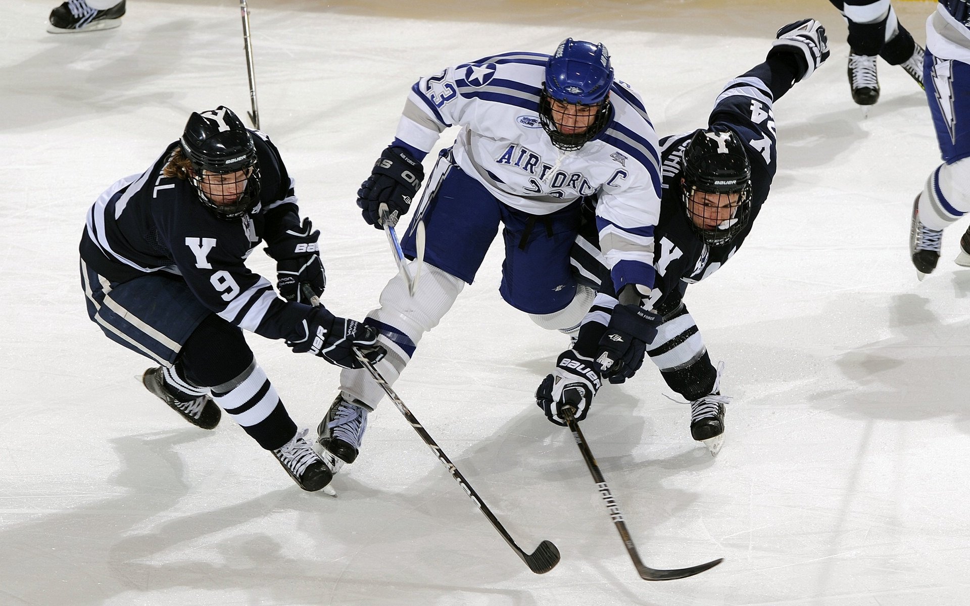 德布劳内临危受命领军拜仁，欧洲豪门友谊赛险胜葡萄牙国家队